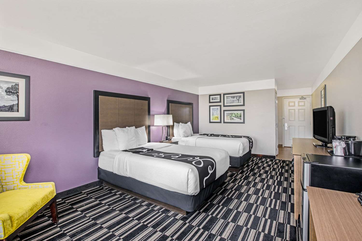 La Quinta Inn & Suites by Wyndham Modesto Salida 12/46