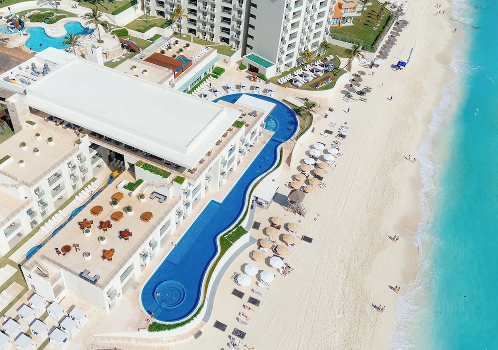 Emporio Cancun 42/48