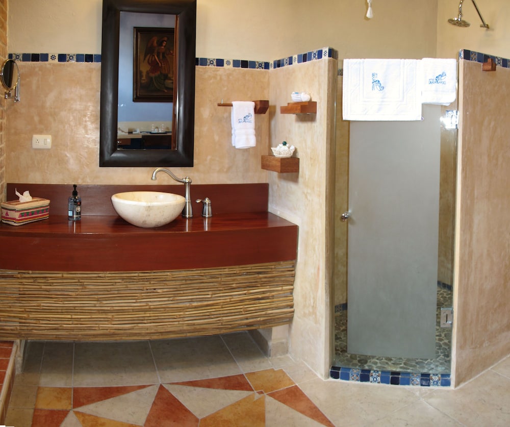 Hotel Casa San Angel 19/68