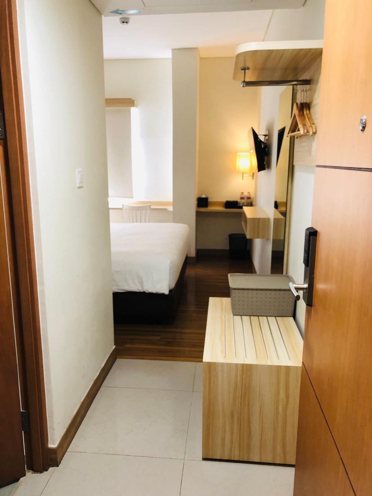 Cordela Inn Millennium Medan 20/48