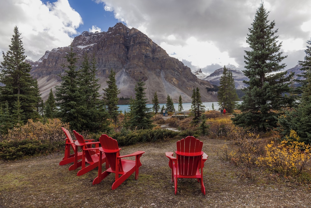 The Lodge at Bow Lake 26/49