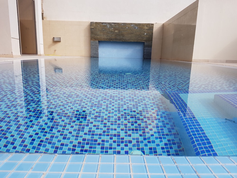 Magic Suite Al Mahboula - 2 17/36