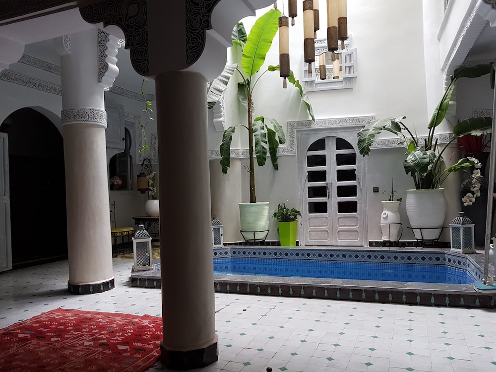 Riad Eloise 73/75