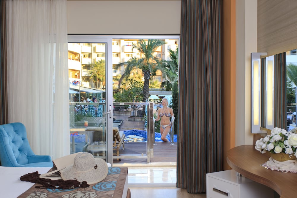My Home Resort Hotel 32/50