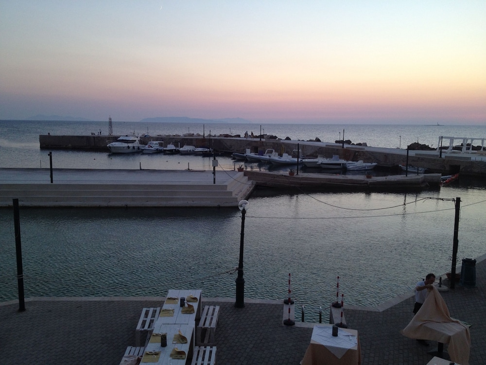 Hotel Tirreno Formerly Sea Club Tirreno 22/50