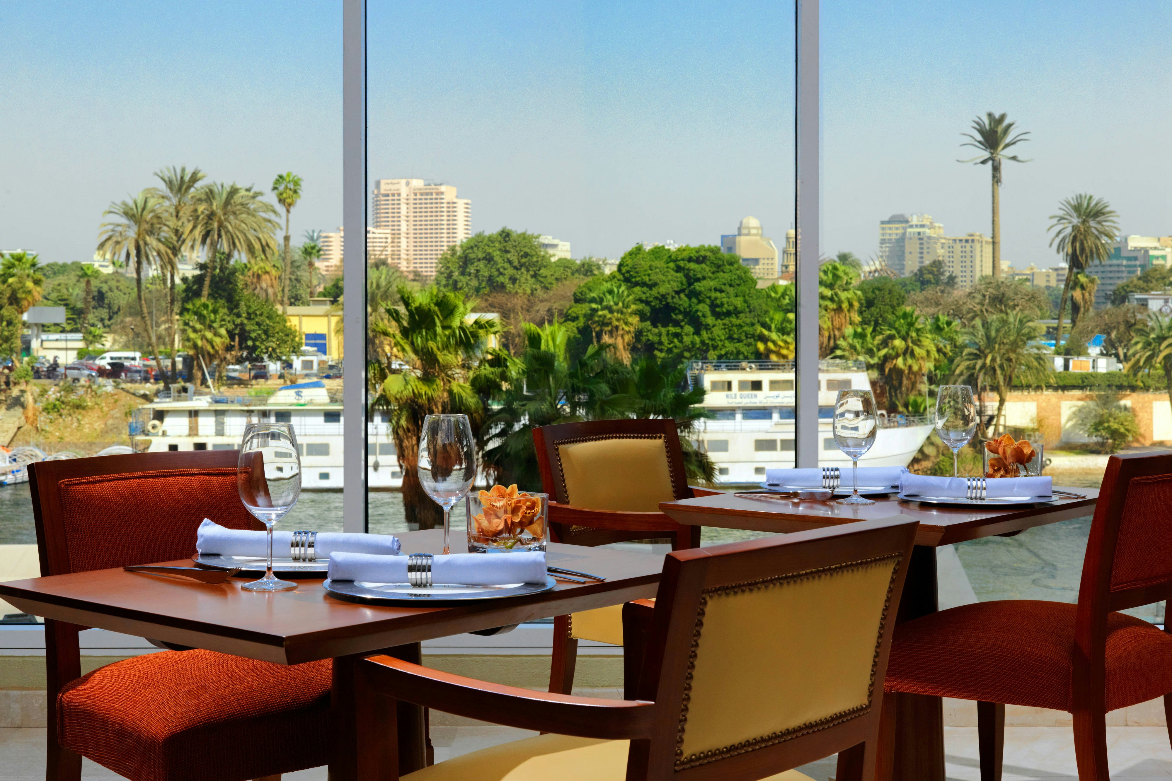 Sheraton Cairo Hotel & Casino 18/36
