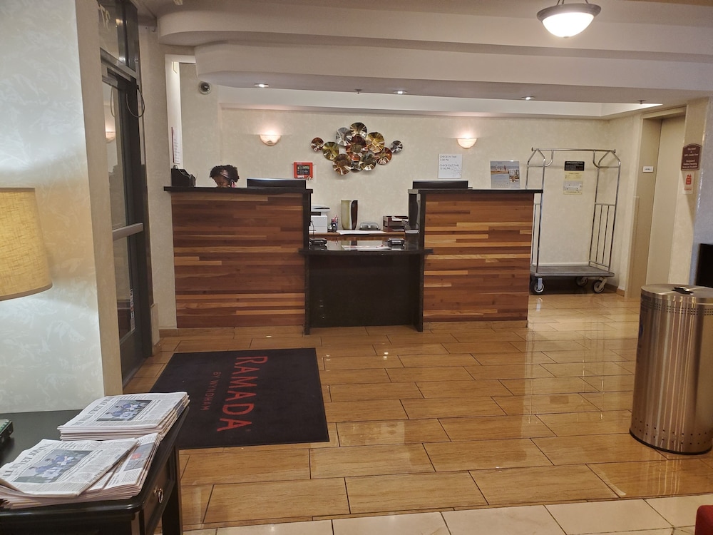Ramada by Wyndham Oakland Downtown City Center 5/42