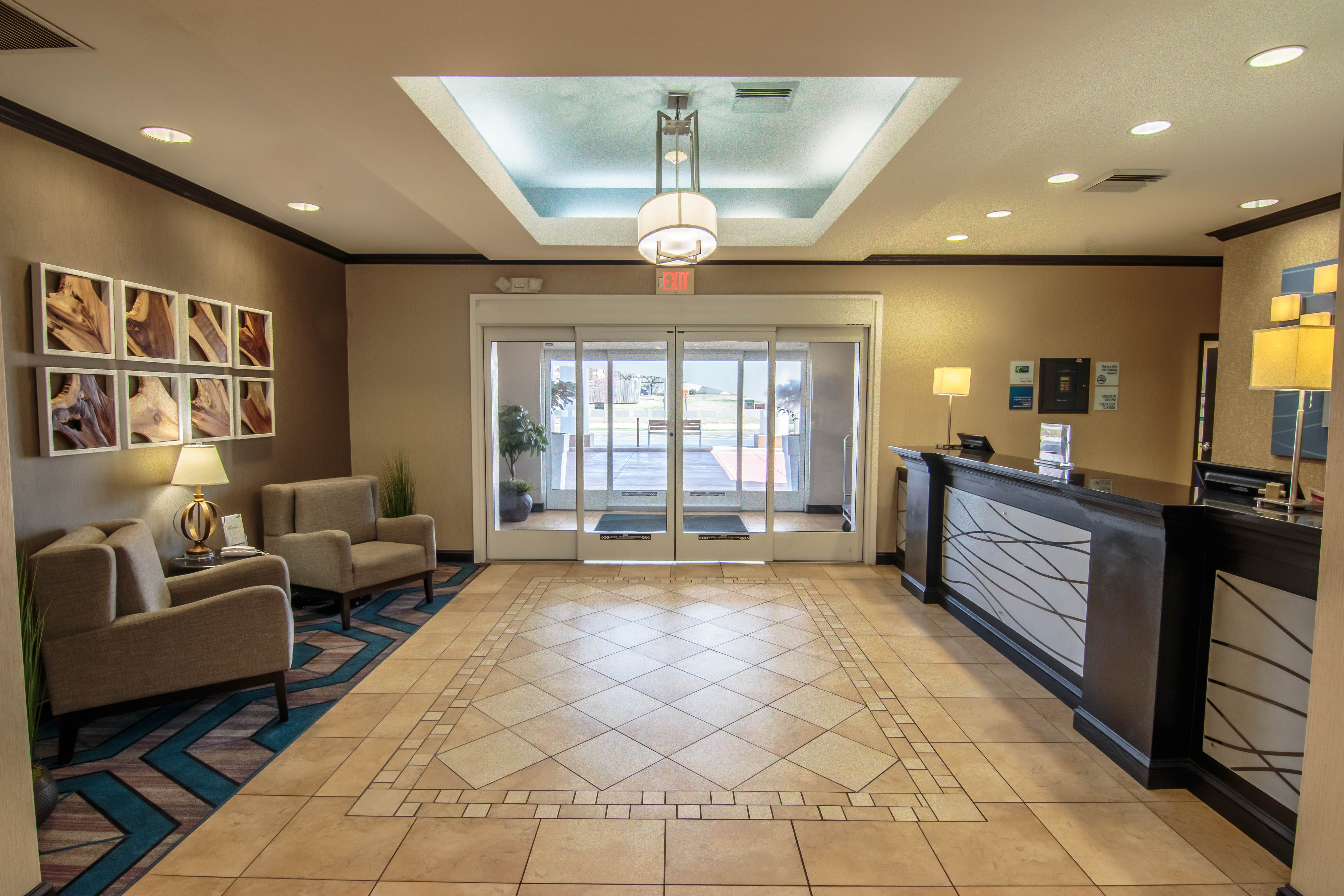 Holiday Inn Express Hotel And Suites Farmington 19/63
