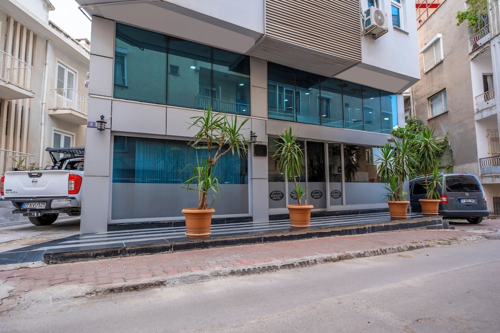 Deluxe Ersoy Hotel 30/35