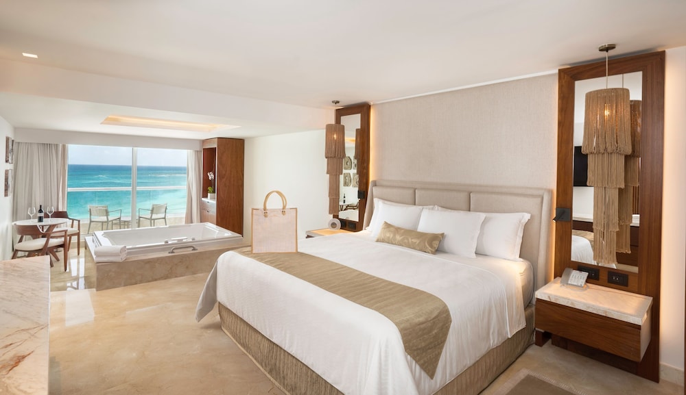 Sun Palace - Adults Only 16/49