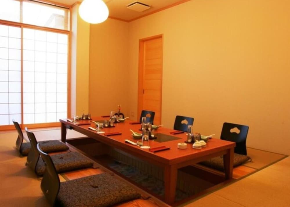 Hirata MAPLE Hotel 11/17