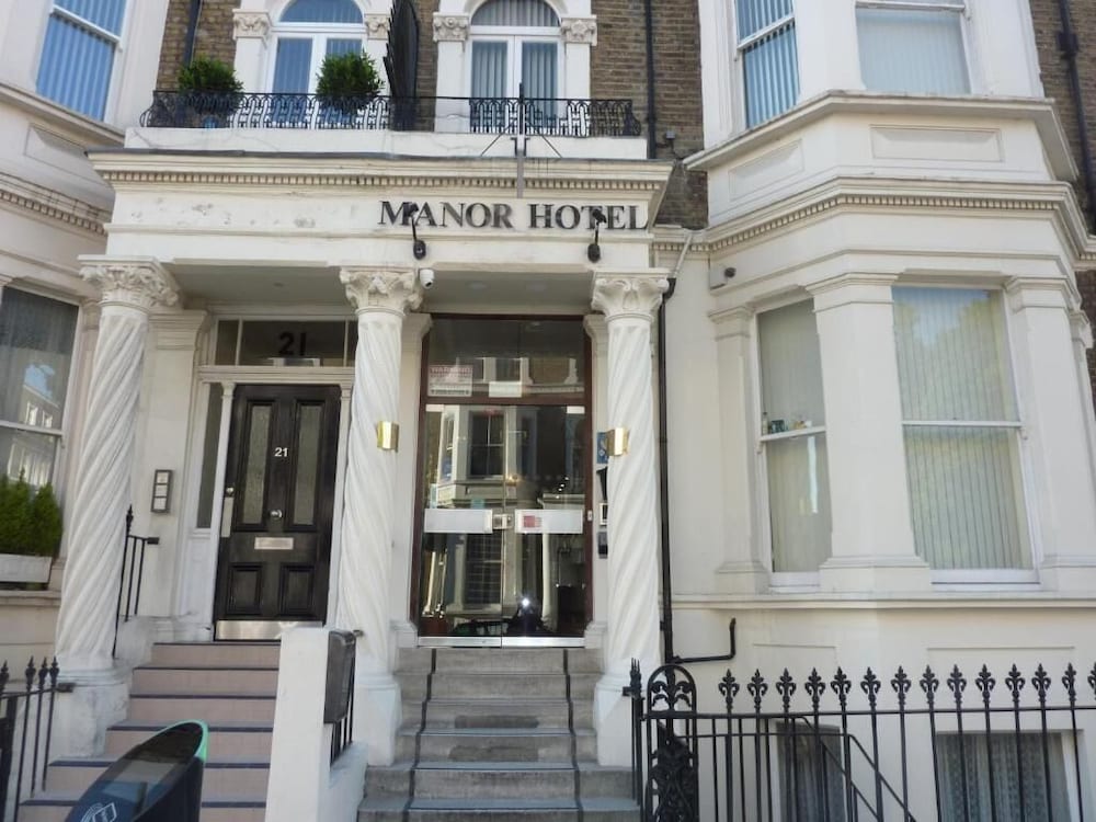 Manor Hotel 2/58