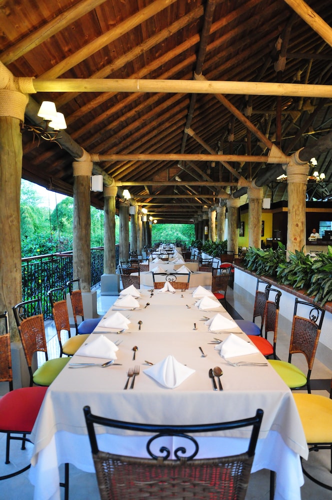 Hotel Campestre Las Camelias 58/71