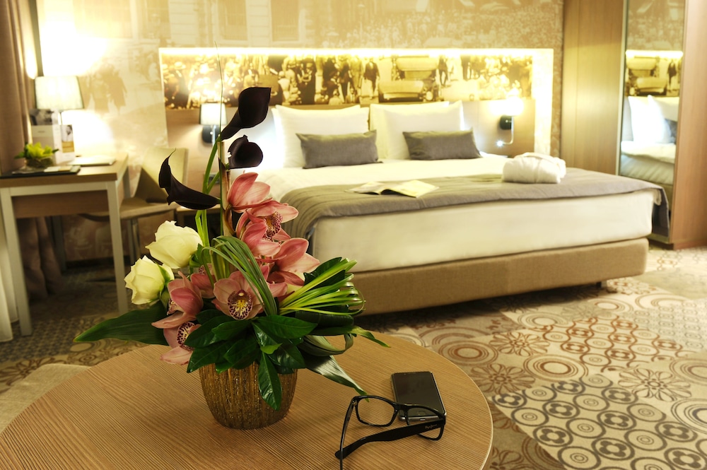 Mercure Bucharest City Center photo3