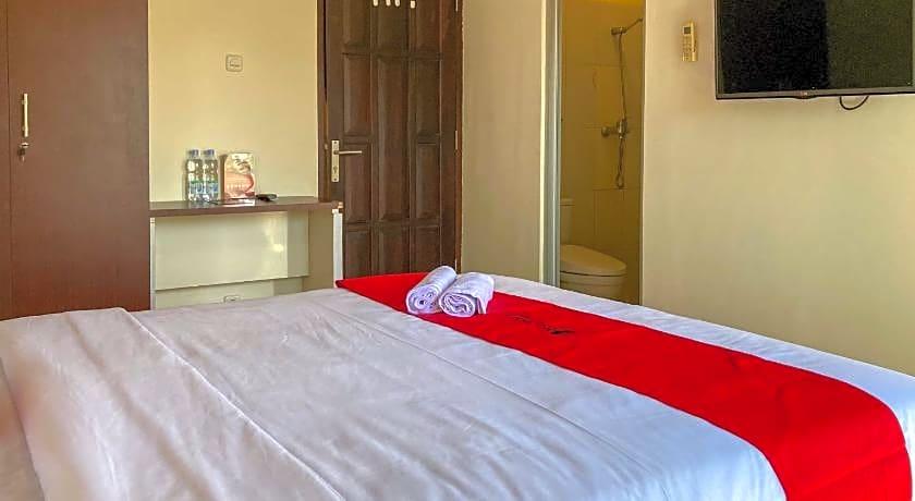 Reddoorz Plus Near Lippo Plaza Yogyakarta 6/22