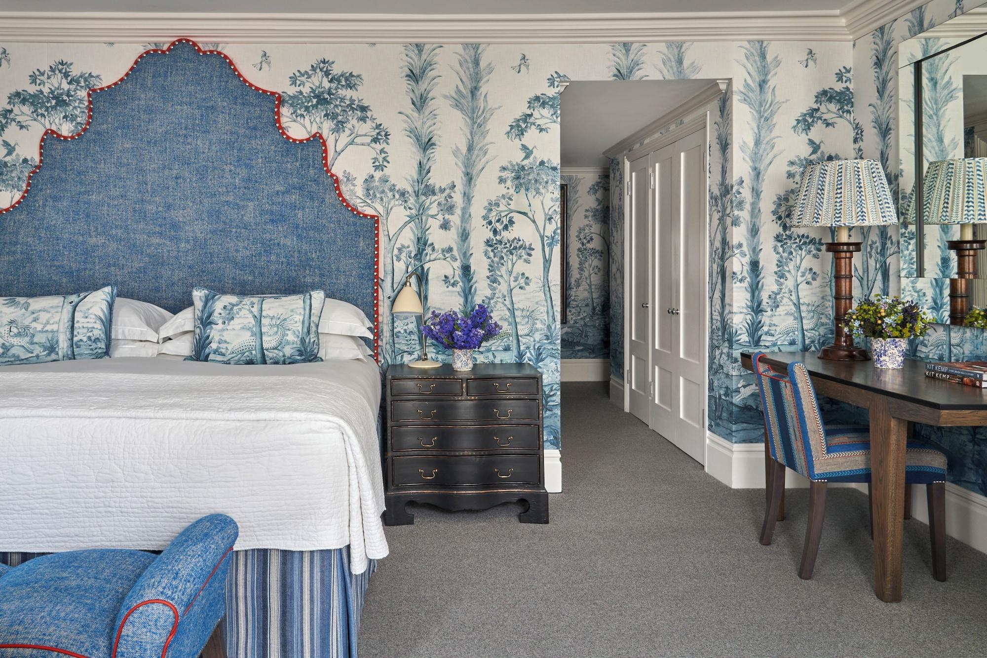 Junior Suite, Deluxe