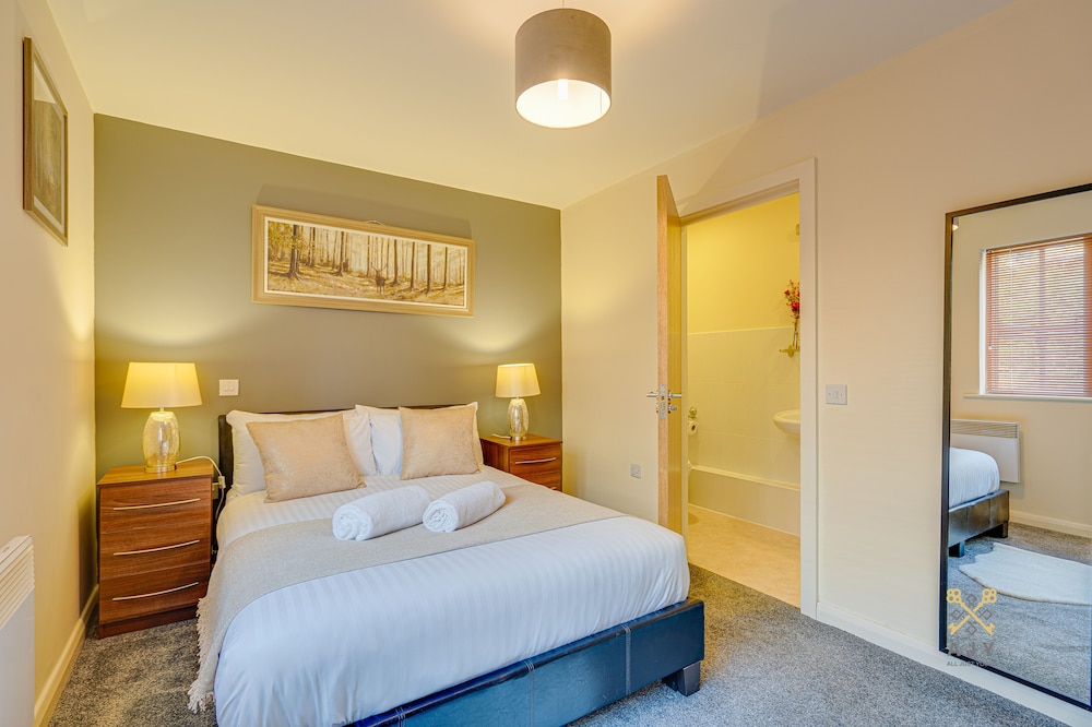 Mica Point City Centre Apartment 13/50