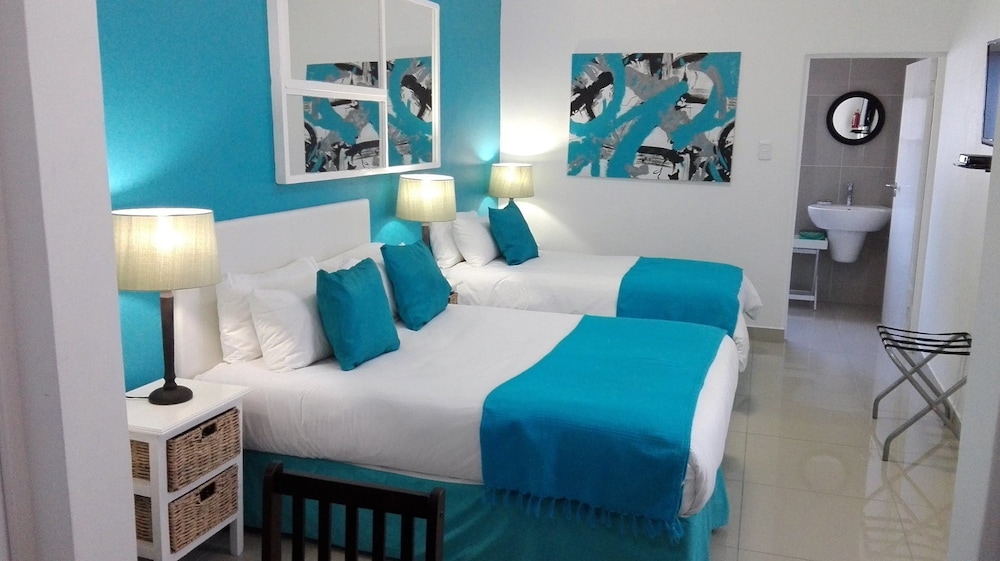 Saldanha Bay Lodge 6/32
