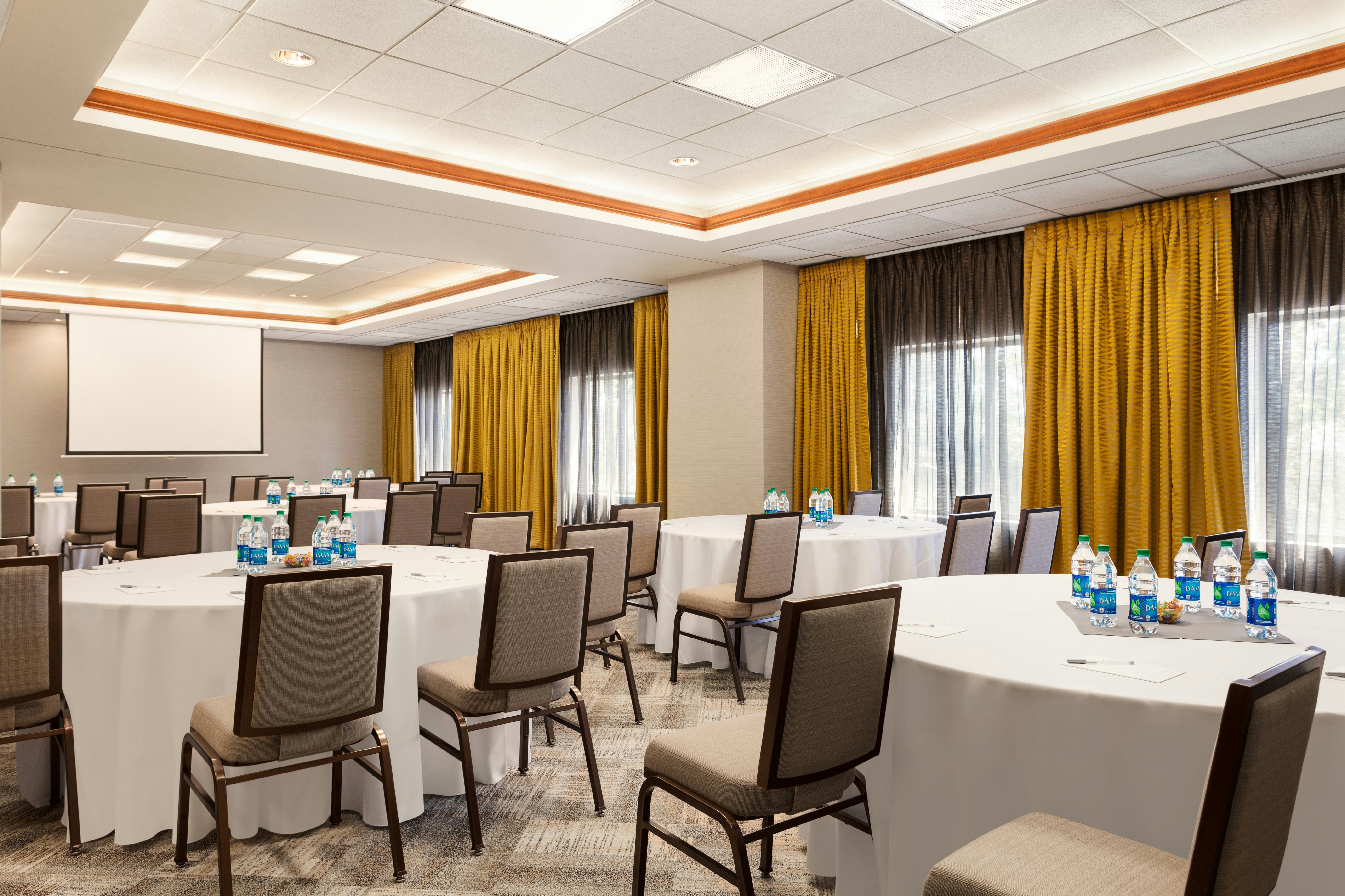 Hampton Inn & Suites Denver-Cherry Creek 13/15