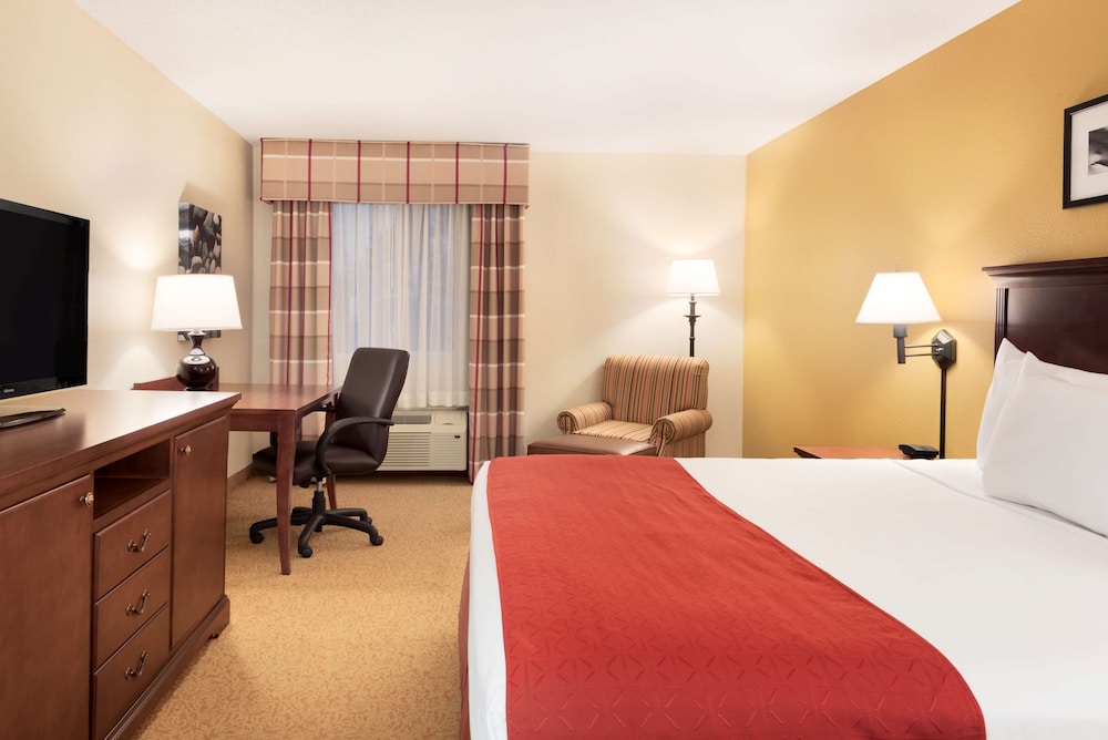 Country Inn Suites By Radisson Cedar Rapids Airport Ia 8/42