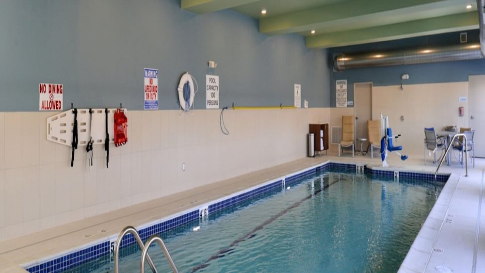 HOLIDAY INN EXPRESS & SUITES SOUTHGATE - DETROIT AREA 20/32