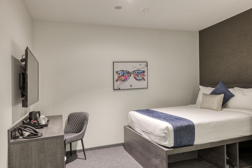 The Viv Hotel Wellington 33/57