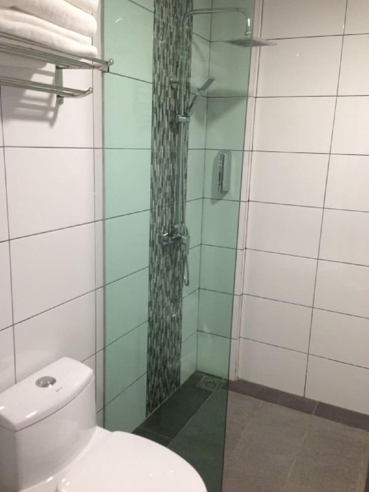 Nagoya Inn Hotel 22/38