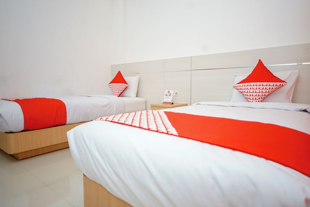 Townhouse Oak Palembang near Palembang Golf Club formerly KR Hotel 22/28