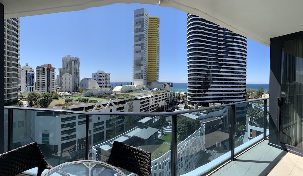 The Oracle Resort Broadbeach - Gclr 12/50