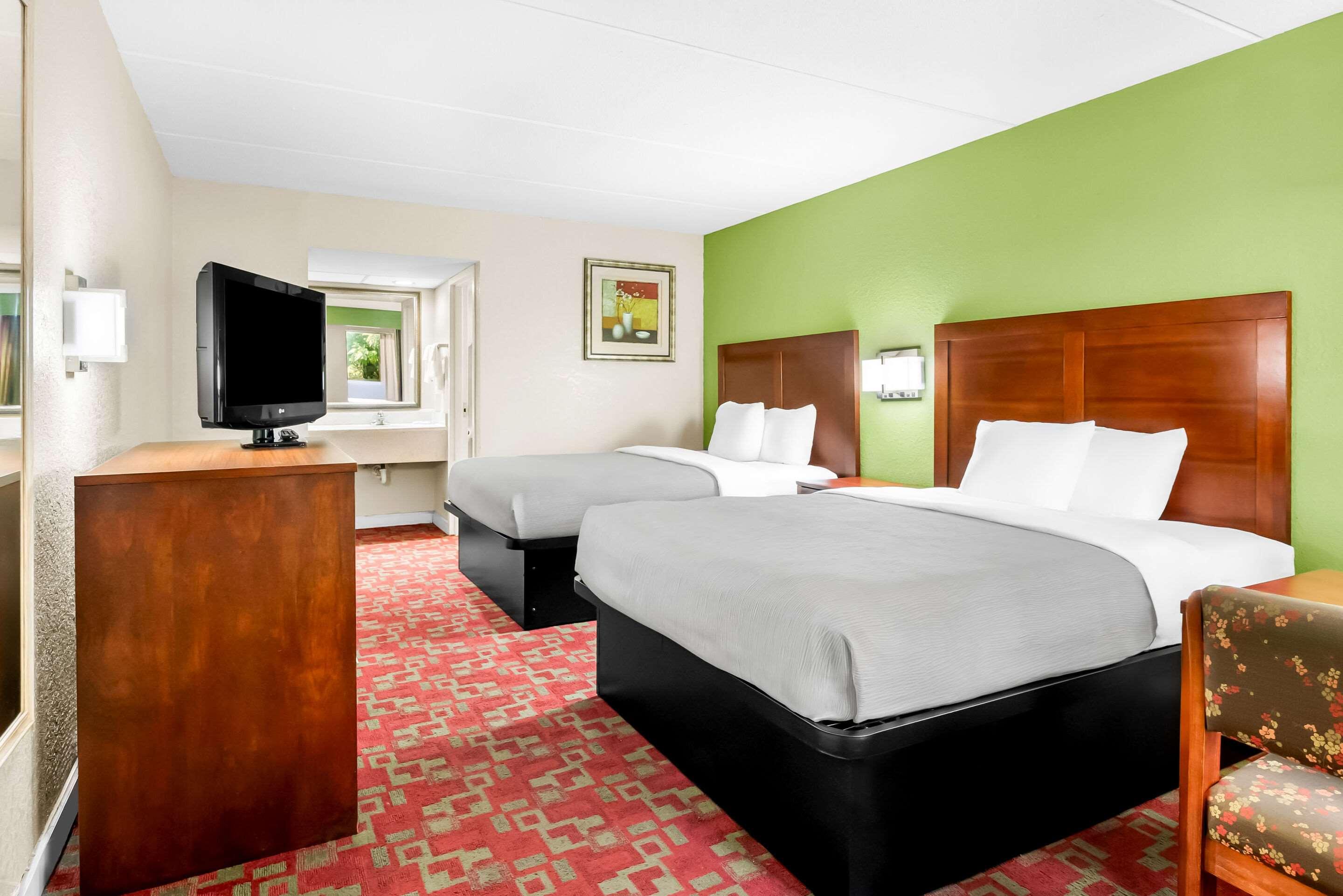 Room, 2 Double Beds, Smoking