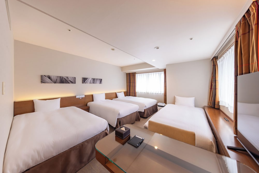 Forth, Superior, 4 Beds