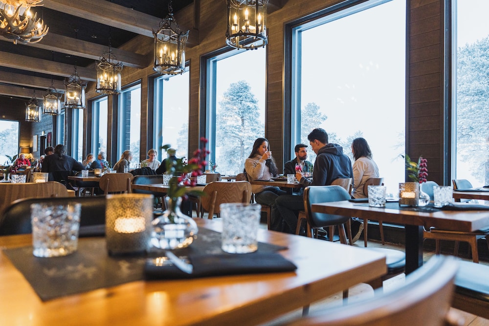 Wilderness Hotel Inari 52/65