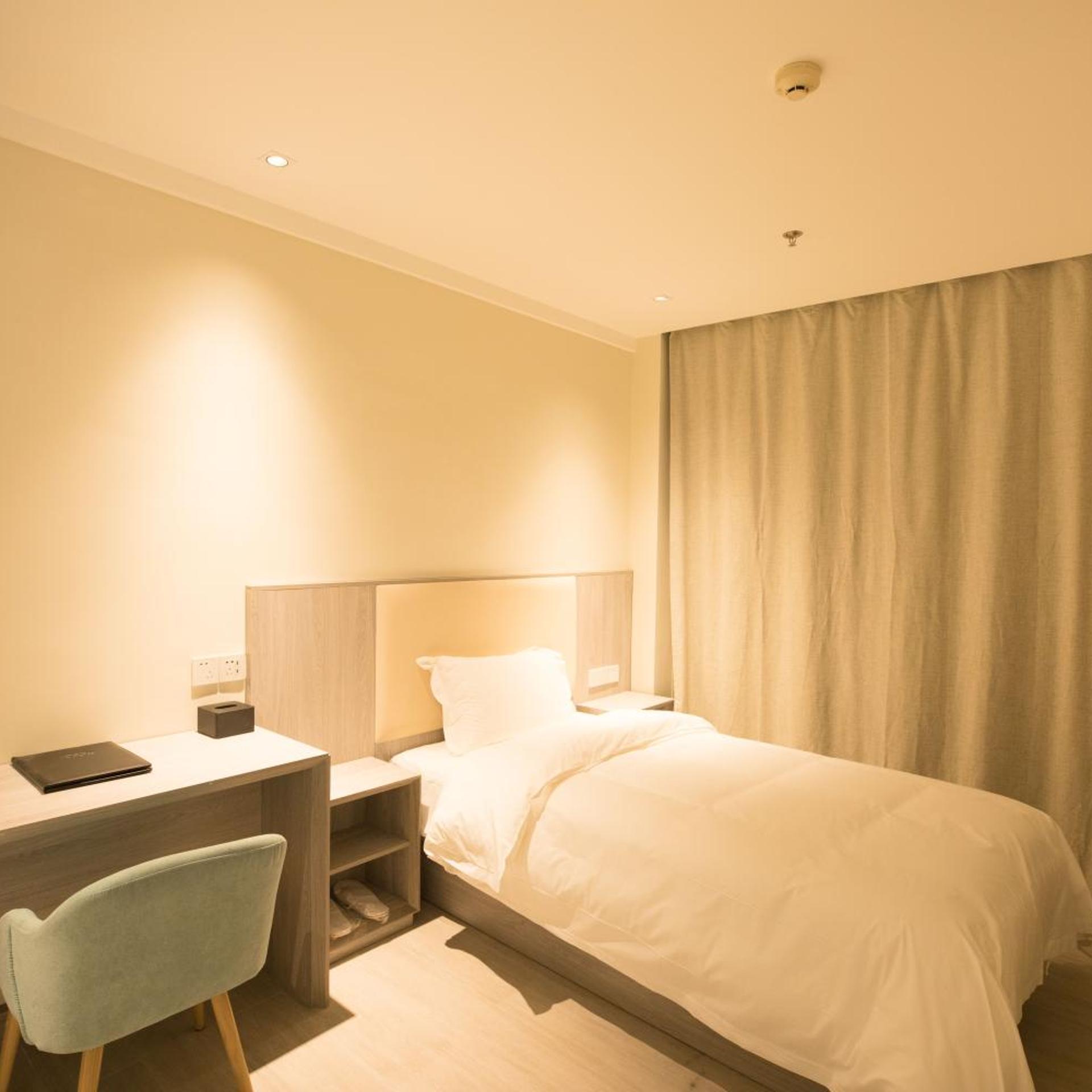 Room, Single