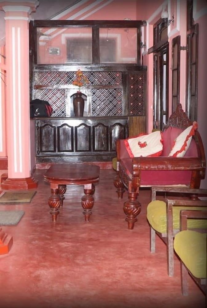 Villa Sunshine Hotel 6/14