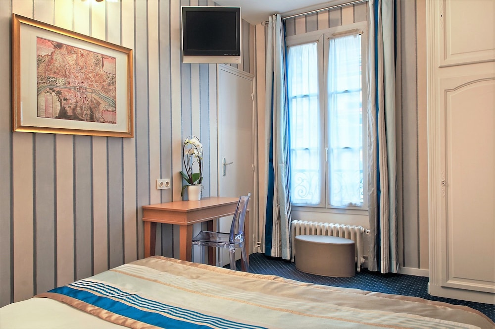 Hotel Romance Malesherbes By Patrick Hayat Formerly Romance Malesherbes 36/66