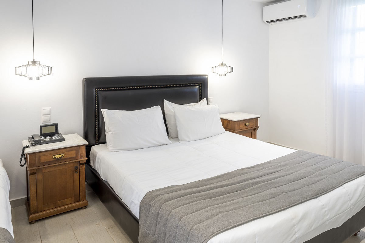 Room, Double Bed, Garden View, Smy Mediterranean White Santorini - Adults Only 4/6
