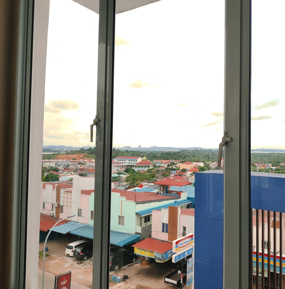 Os Hotel Airport Batam 41/43