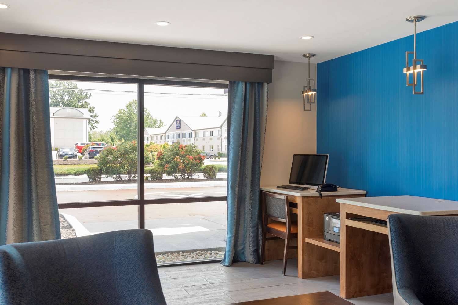Best Western Plus Bowling Green 13/17