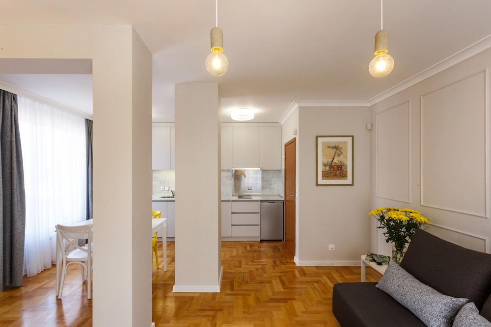 Dunav Apartment House 36/50