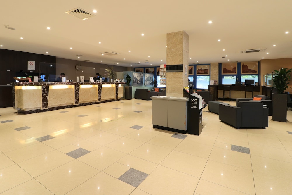 Xo Hotels Blue Square 13/65