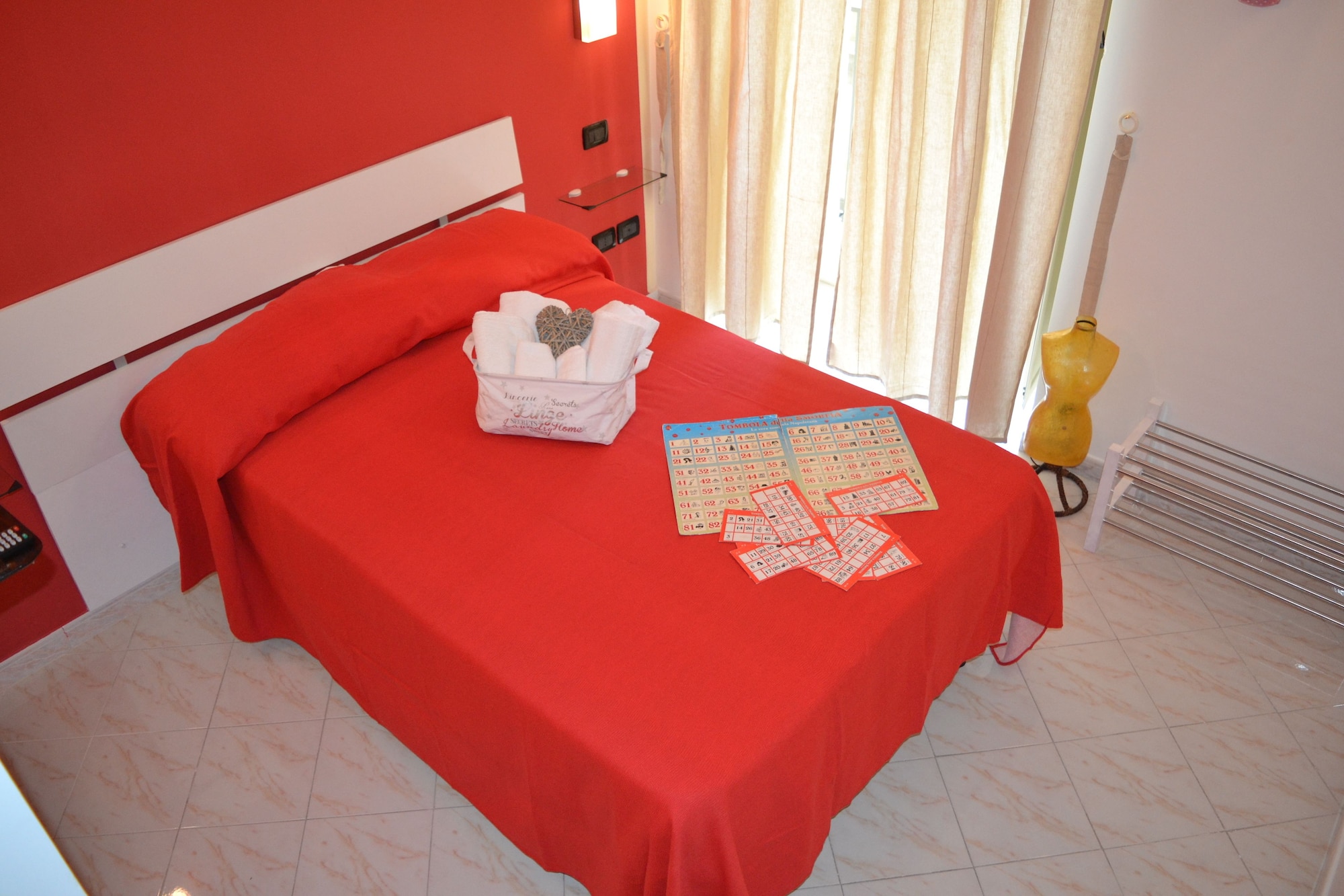Superior, Single, French Bed