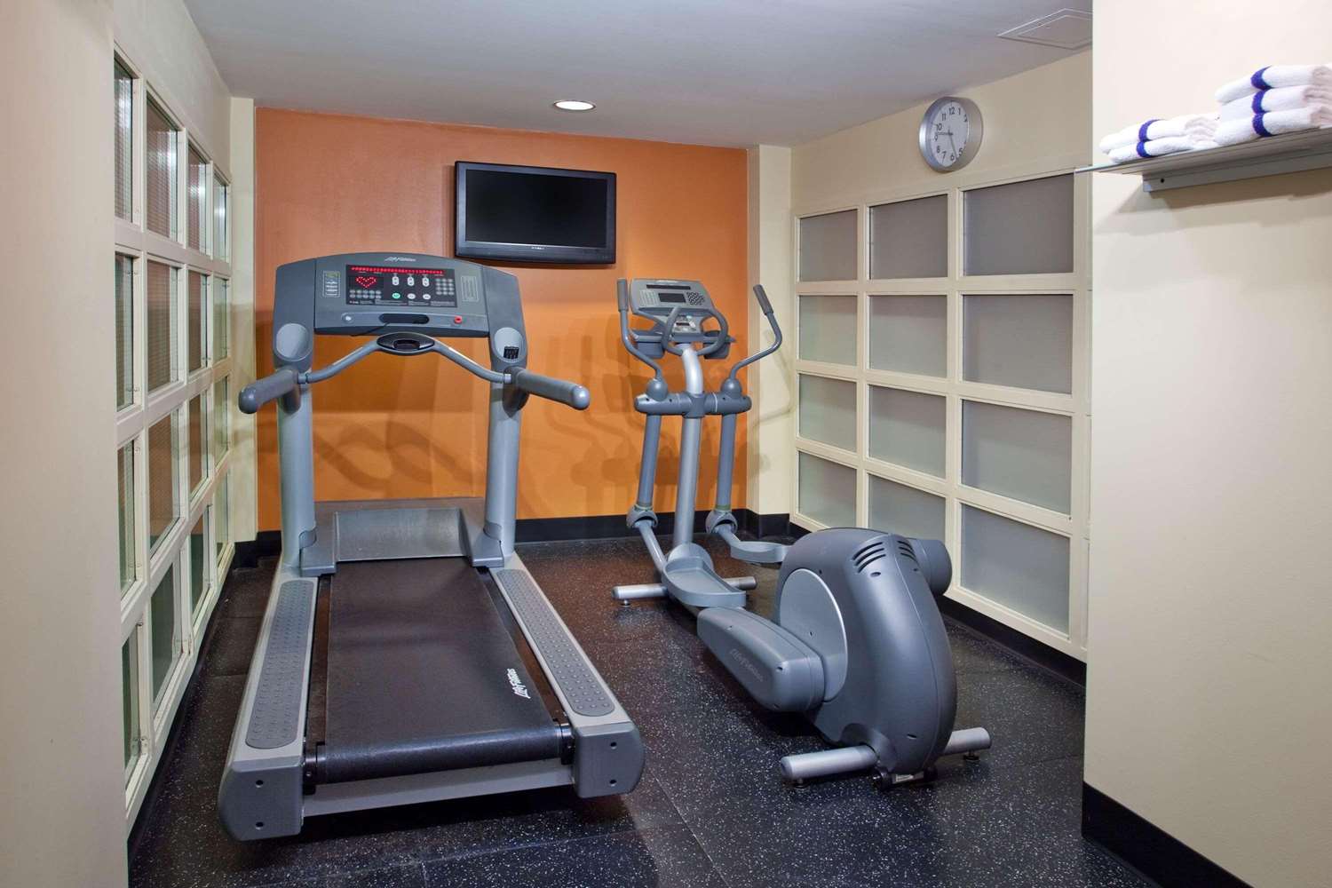 Country Inn & Suites By Radisson, Anderson, SC 15/34