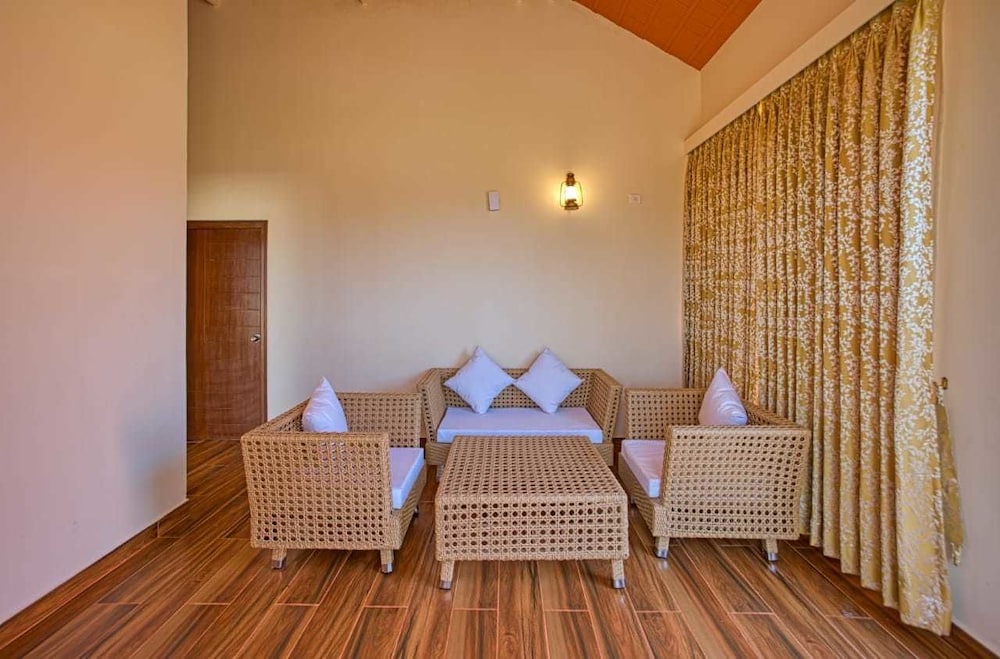 Sixth Element Luxury Resort 19/50