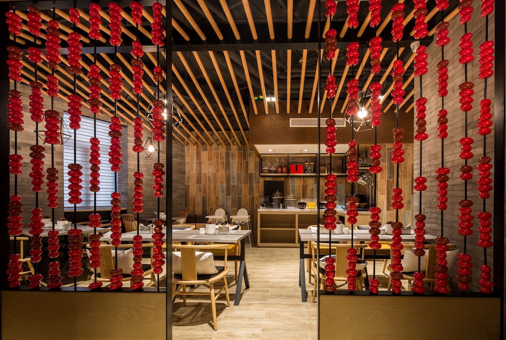 Atour Hotel Sanyuanqiao 47/50