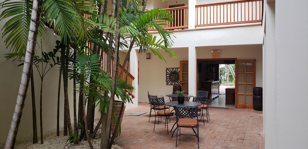 Antigua Yacht Club Marina Resort 35/50
