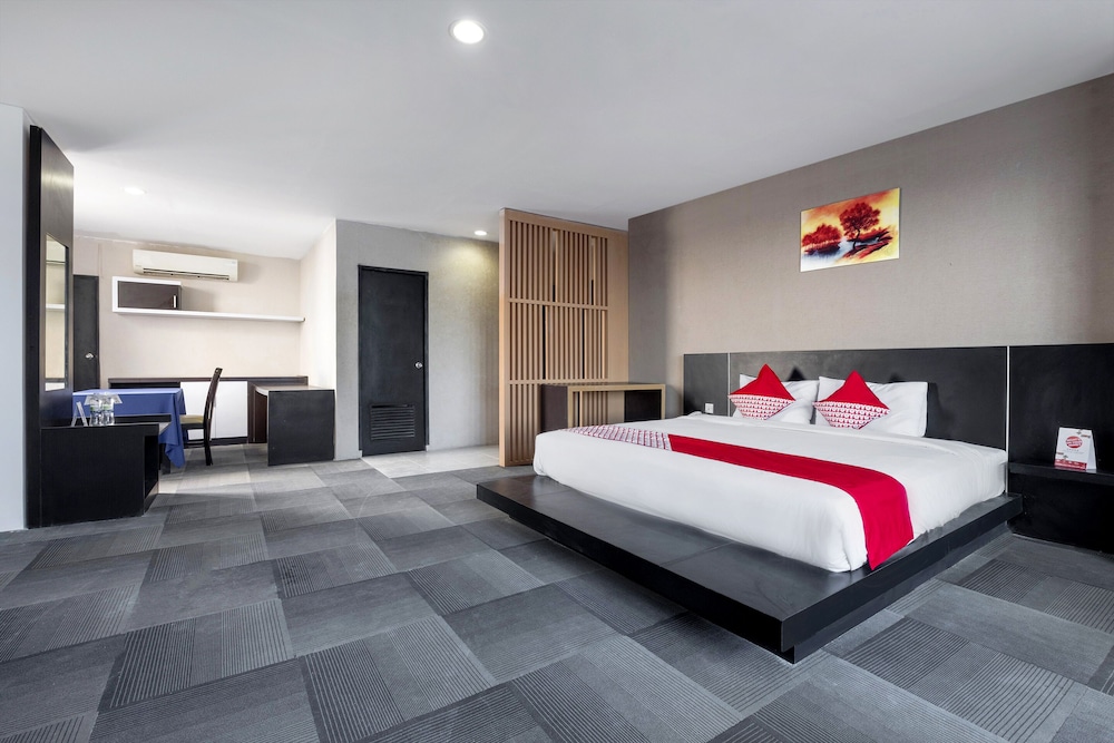 OYO 472 Hotel Asyra 6/16