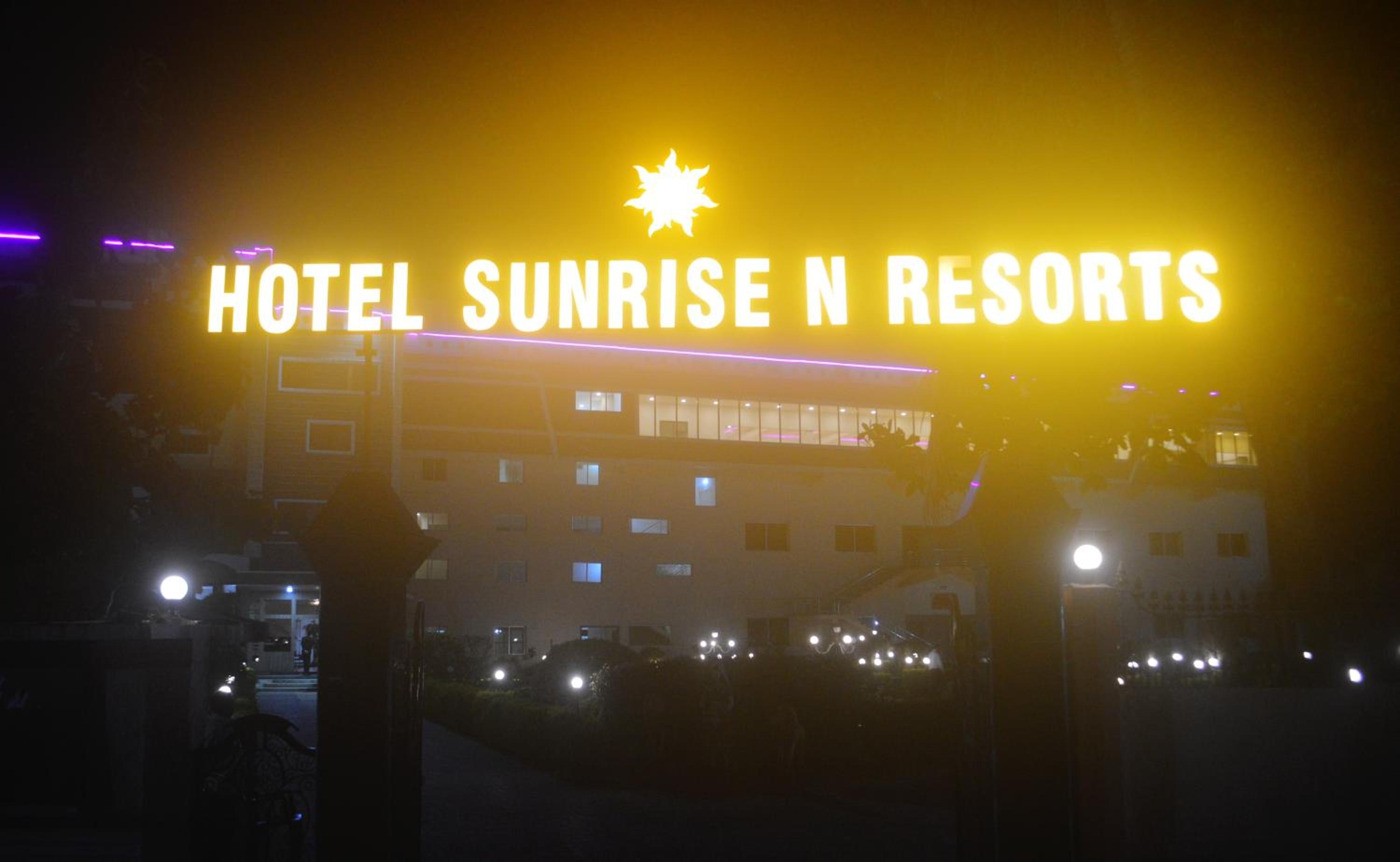 Hotel Sunrise N Resorts 6/50