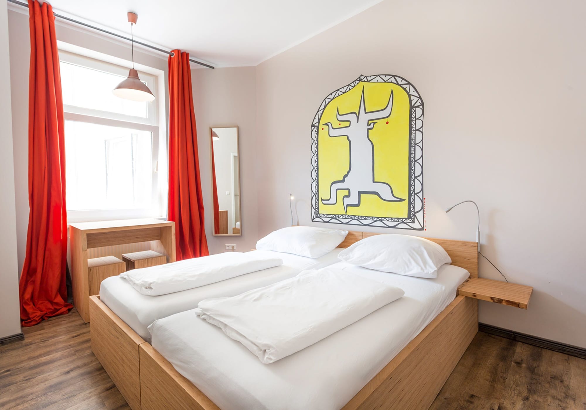 BASIC, DOUBLE BED, SHARED BATHROOM