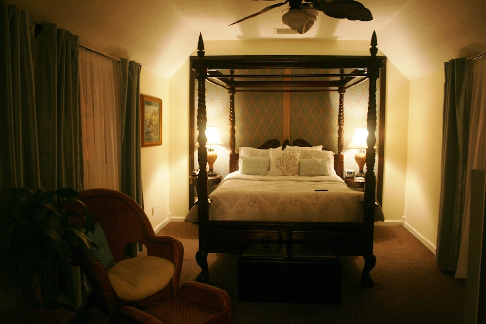Old City House Inn and Restaurant 16/33