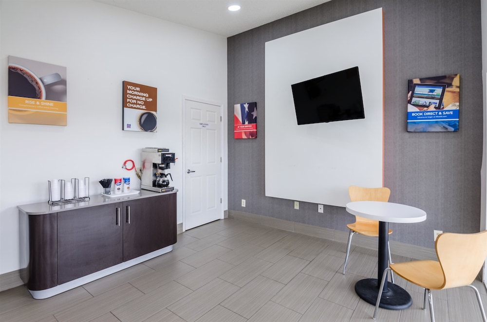 Motel6 Troutville, VA 17/54